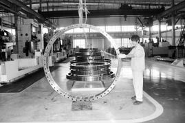 強(qiáng)磁場 ,吸來 真金白銀